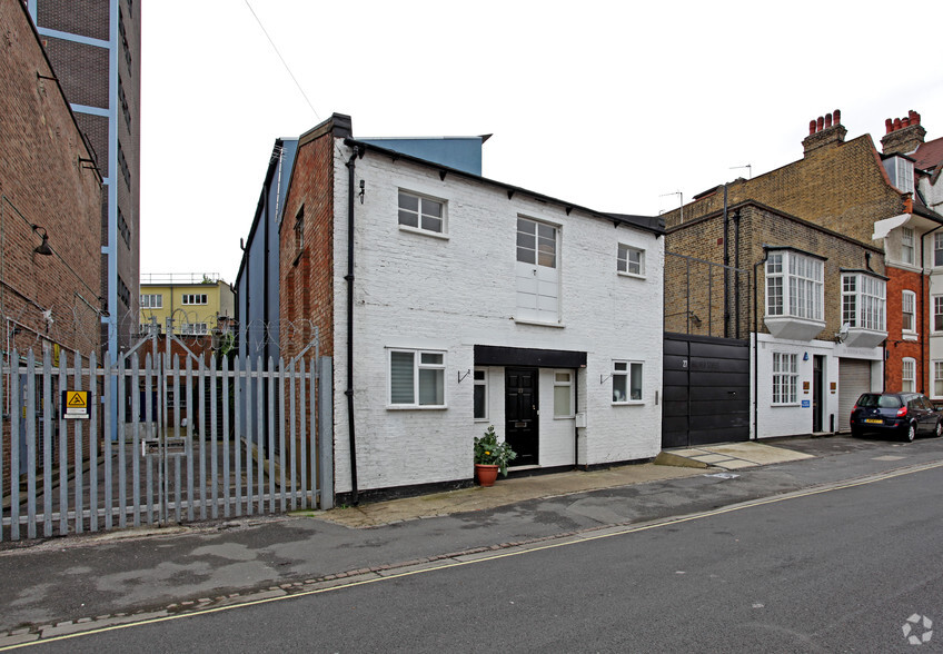 23 Bulwer St, London for rent - Primary Photo - Image 1 of 3