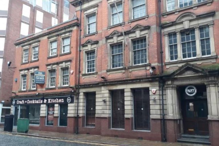 33 Lowgate, Hull HU1 1EA UK