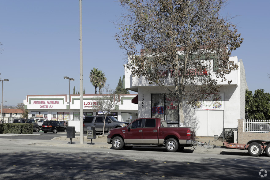 1565 Holt Ave, Pomona, CA for rent - Building Photo - Image 2 of 4