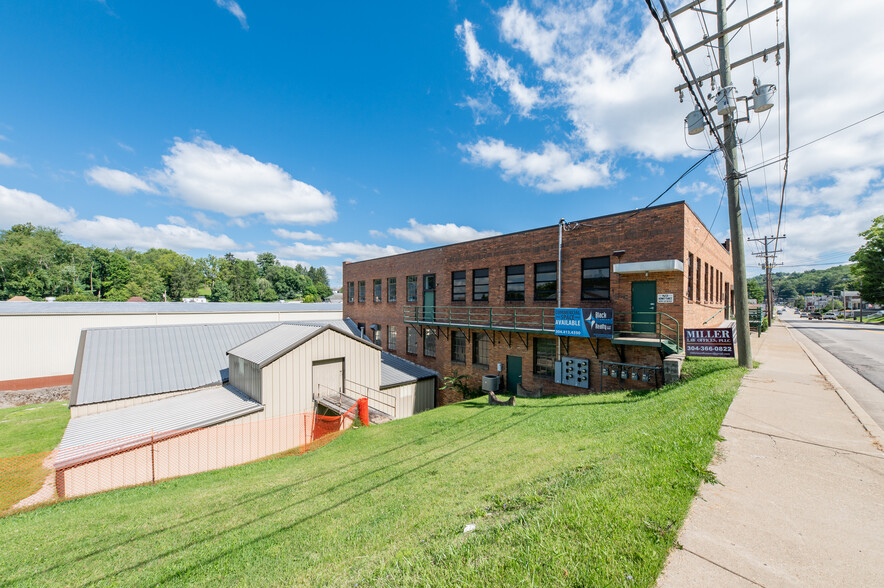 1114 Speedway Ave, Fairmont, WV for rent - Building Photo - Image 3 of 15