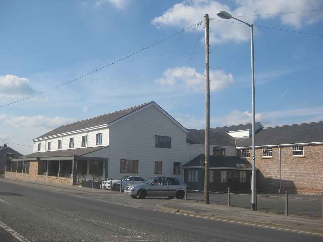 584-592 Chroley Rd, Bolton for sale Primary Photo- Image 1 of 1