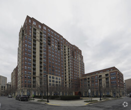 550 14th St S, Arlington, VA for sale Primary Photo- Image 1 of 1