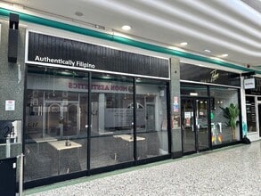 1-32 Quadrant Arcade, Romford to rent Interior Photo- Image 1 of 2