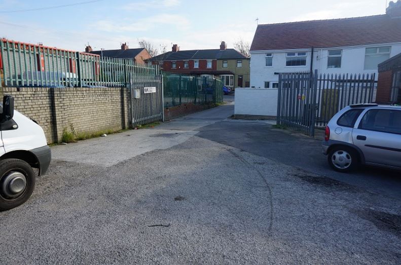 Dover Rd, Blackpool to rent - Building Photo - Image 2 of 3