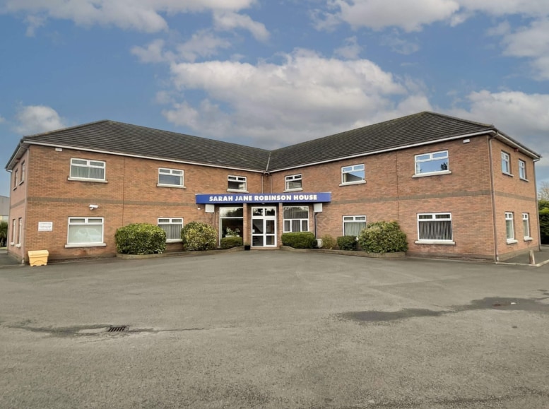 Greystone Rd, Antrim to rent Building Photo- Image 1 of 2