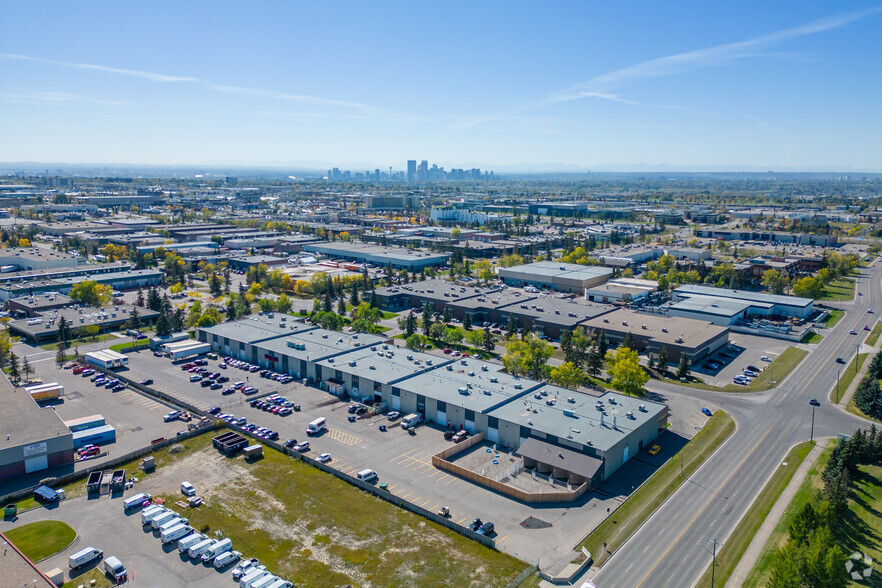 3880-3908 29 St NE, Calgary, AB for rent - Aerial - Image 3 of 9