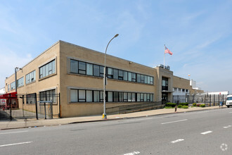 59-02 Borden Ave, Flushing, NY for sale Primary Photo- Image 1 of 1