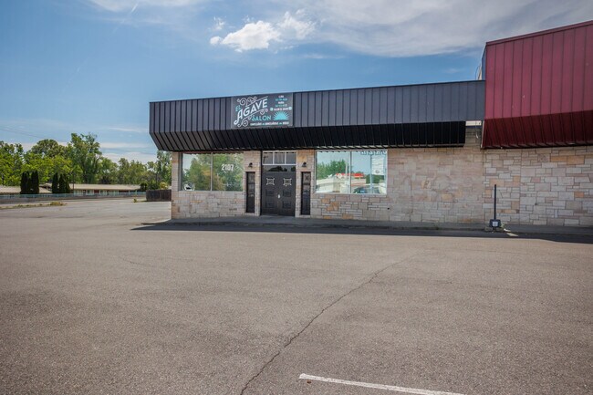 More details for 2107 W 4th Ave, Kennewick, WA - Retail to Rent