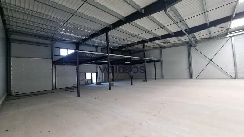 Light Industrial in Bruguières to rent Interior Photo- Image 1 of 6