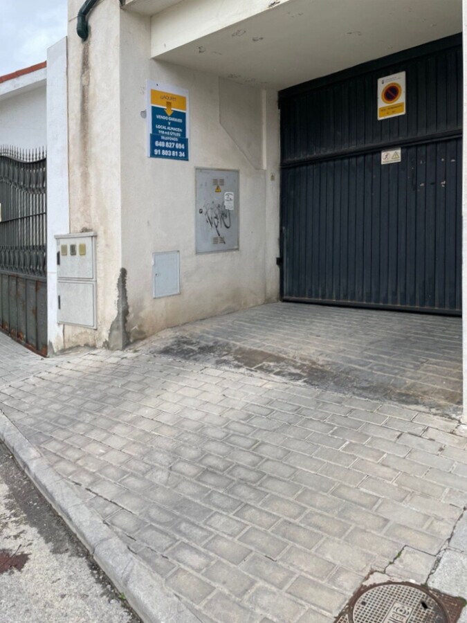 Rotonda Altillo Martín Pescador, 17, San Martín de la Vega, MAD 28330 - Unit N1 -  - Interior Photo - Image 1 of 2