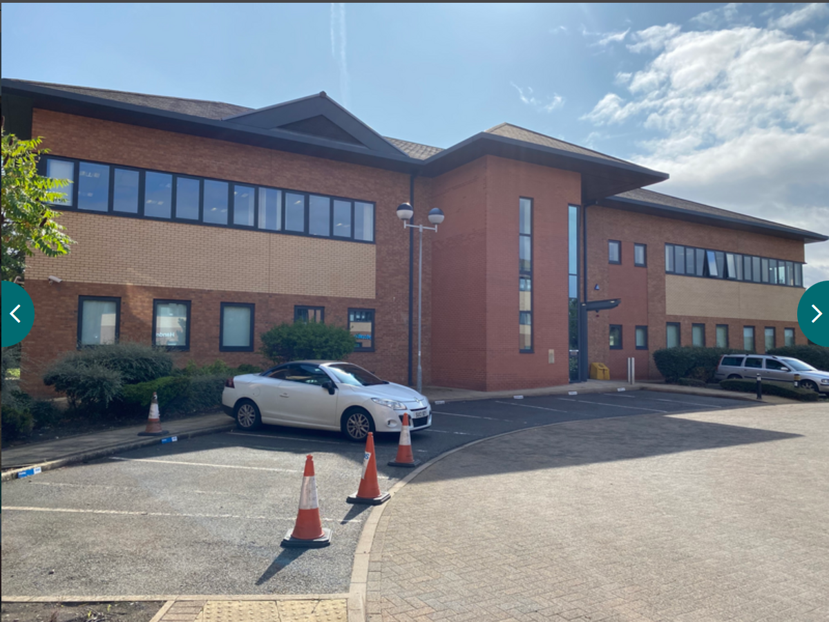 3 Trinity Ct, Wolverhampton for rent Building Photo- Image 1 of 8