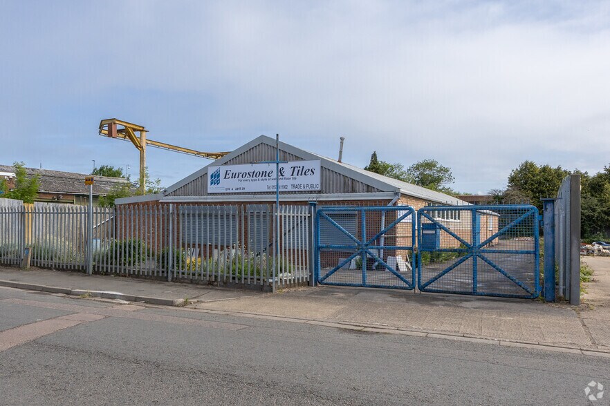 Pytchley Lodge Rd, Kettering for sale - Building Photo - Image 3 of 3