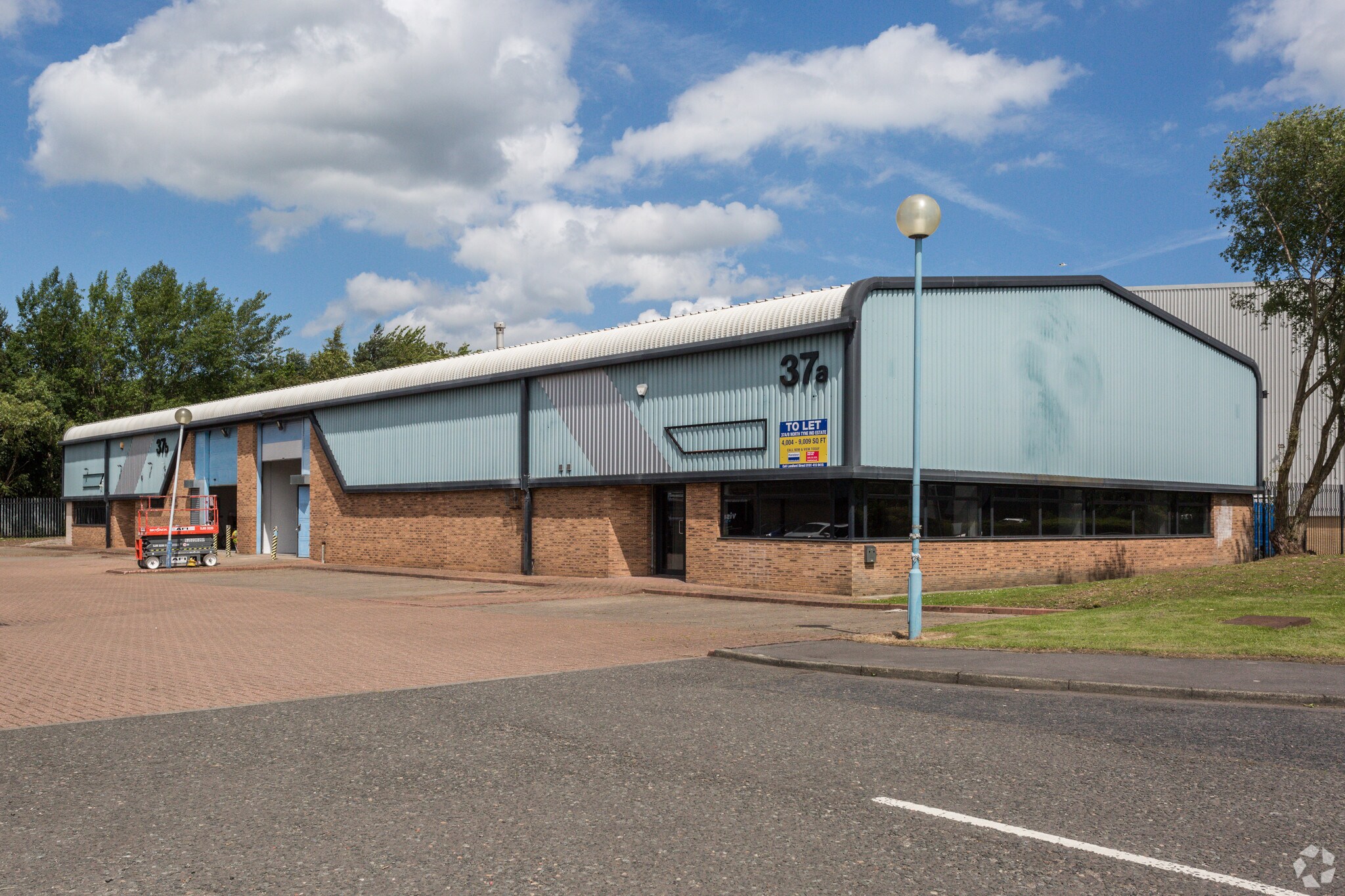 Whitley Rd, Newcastle Upon Tyne for sale Primary Photo- Image 1 of 1