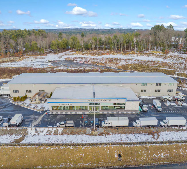 347 Middlesex Rd, Tyngsboro, MA for rent - Building Photo - Image 1 of 38