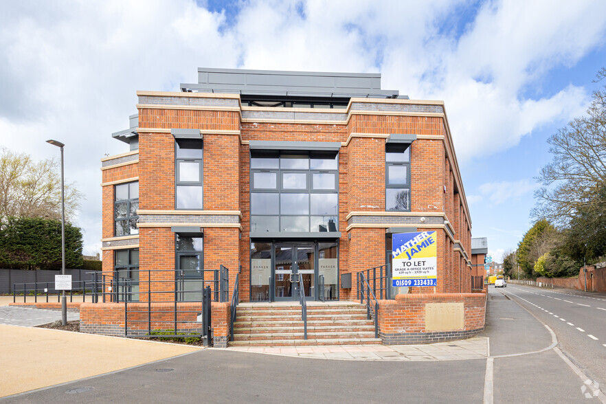 Leicester Rd, Market Harborough for rent - Building Photo - Image 1 of 3