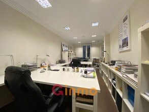 Office in Madrid, Madrid to rent Interior Photo- Image 2 of 11