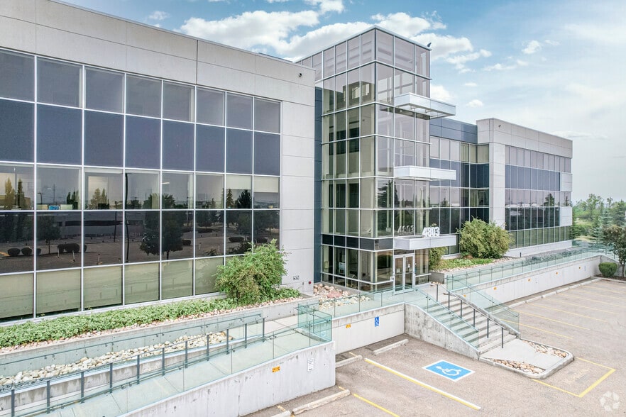 4803 87th St NW, Edmonton, AB to rent - Building Photo - Image 1 of 4