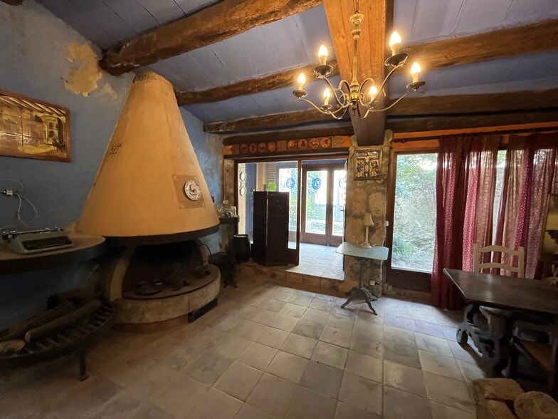 Carrer Font de la Reina, 16, Capellades, Barcelona to rent - Interior Photo - Image 2 of 4