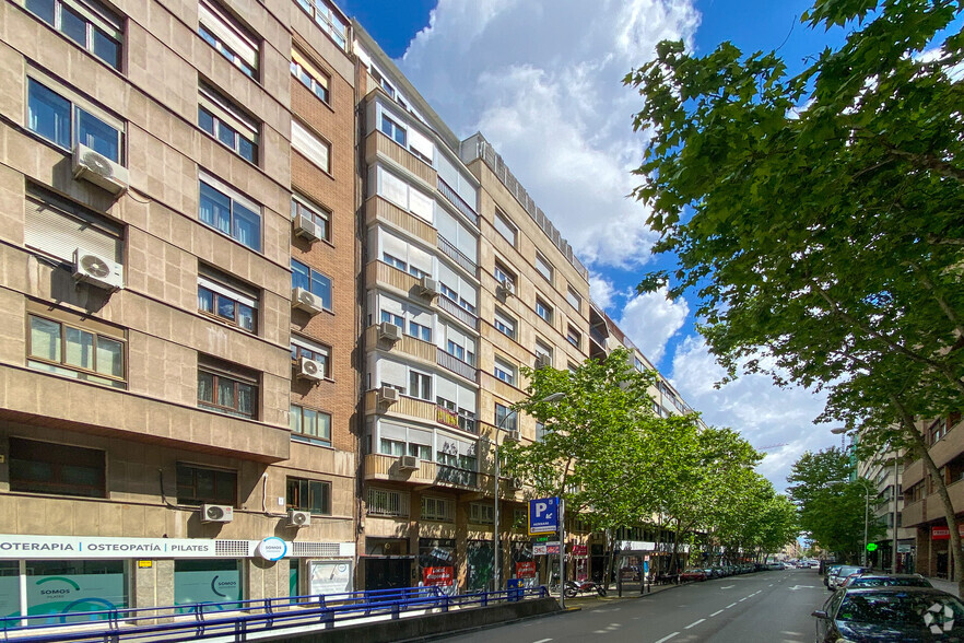 Calle General Moscardó, 10, Madrid, Madrid for sale - Primary Photo - Image 1 of 1