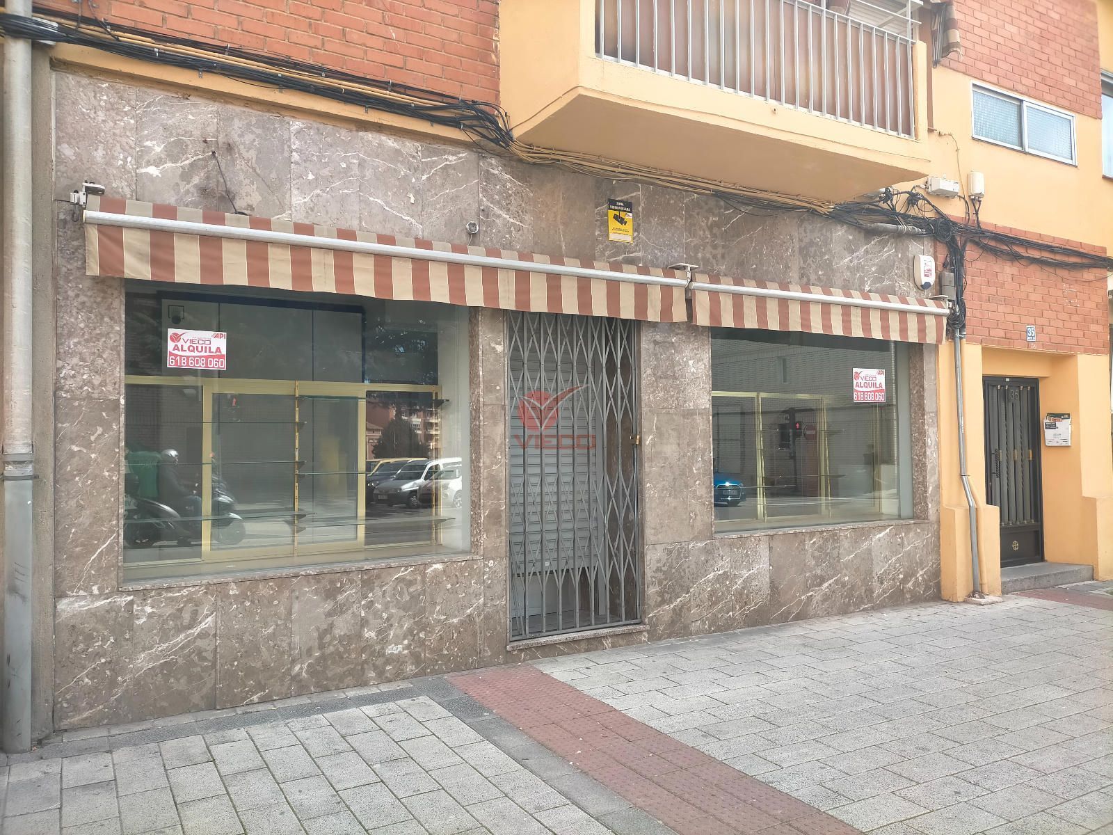 Retail in Cuenca, Cuenca to rent Building Photo- Image 1 of 3