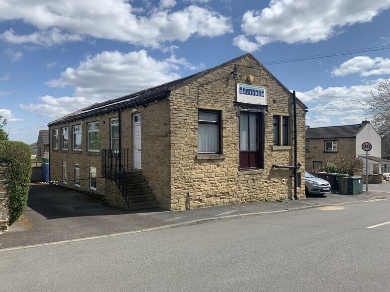 18 Brick Mill Rd, Pudsey for sale - Building Photo - Image 1 of 1