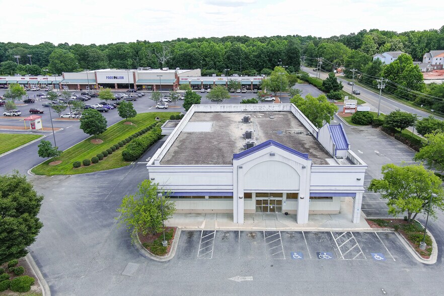 3611 Groometown Rd, Greensboro 27407 UK