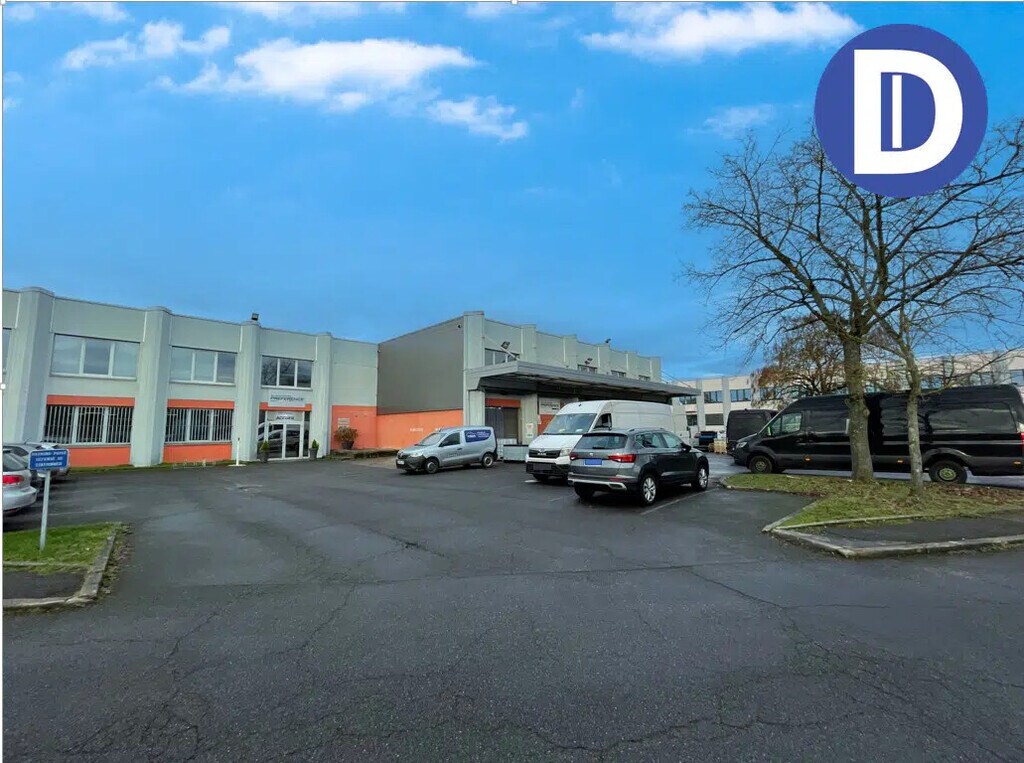 Vente Local d'activités 3 690 m² - Photo 1