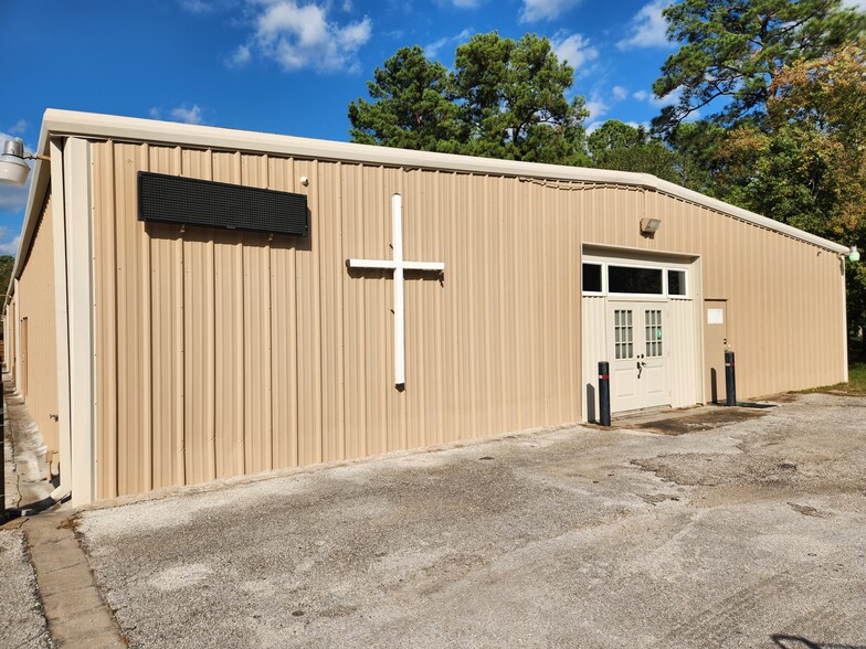 17610 Hufsmith Kohrville Rd, Tomball, TX for rent - Building Photo - Image 3 of 32