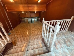 Retail in Santa Coloma de Gramenet, Barcelona to rent Interior Photo- Image 2 of 4