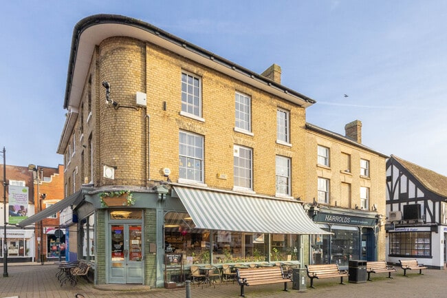 More details for 24 High St, Biggleswade - Retail for Sale