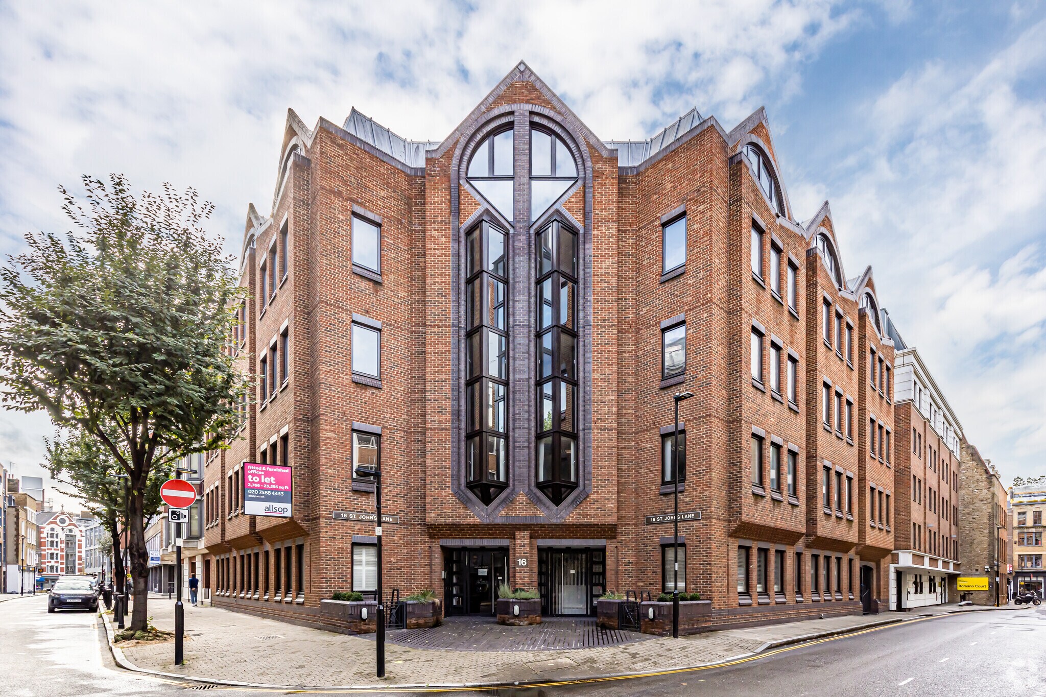 16-18 St Johns Ln, London to rent Primary Photo- Image 1 of 4