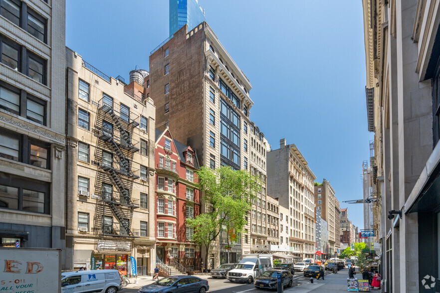 25 E 21st St, New York, NY for rent - Primary Photo - Image 1 of 6