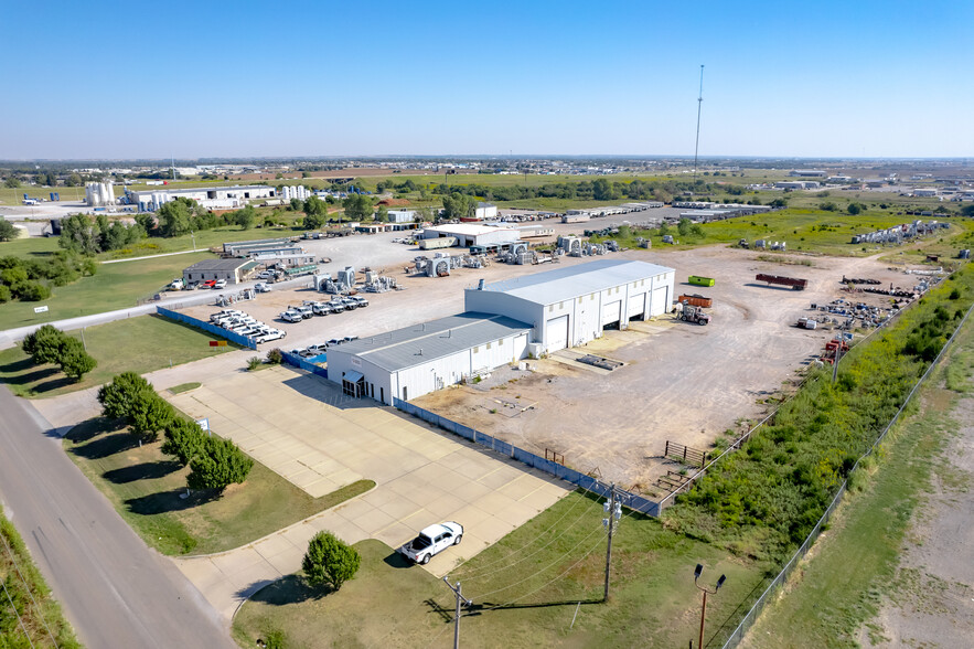 3705 S Choctaw Ave, El Reno, OK for rent - Building Photo - Image 1 of 5