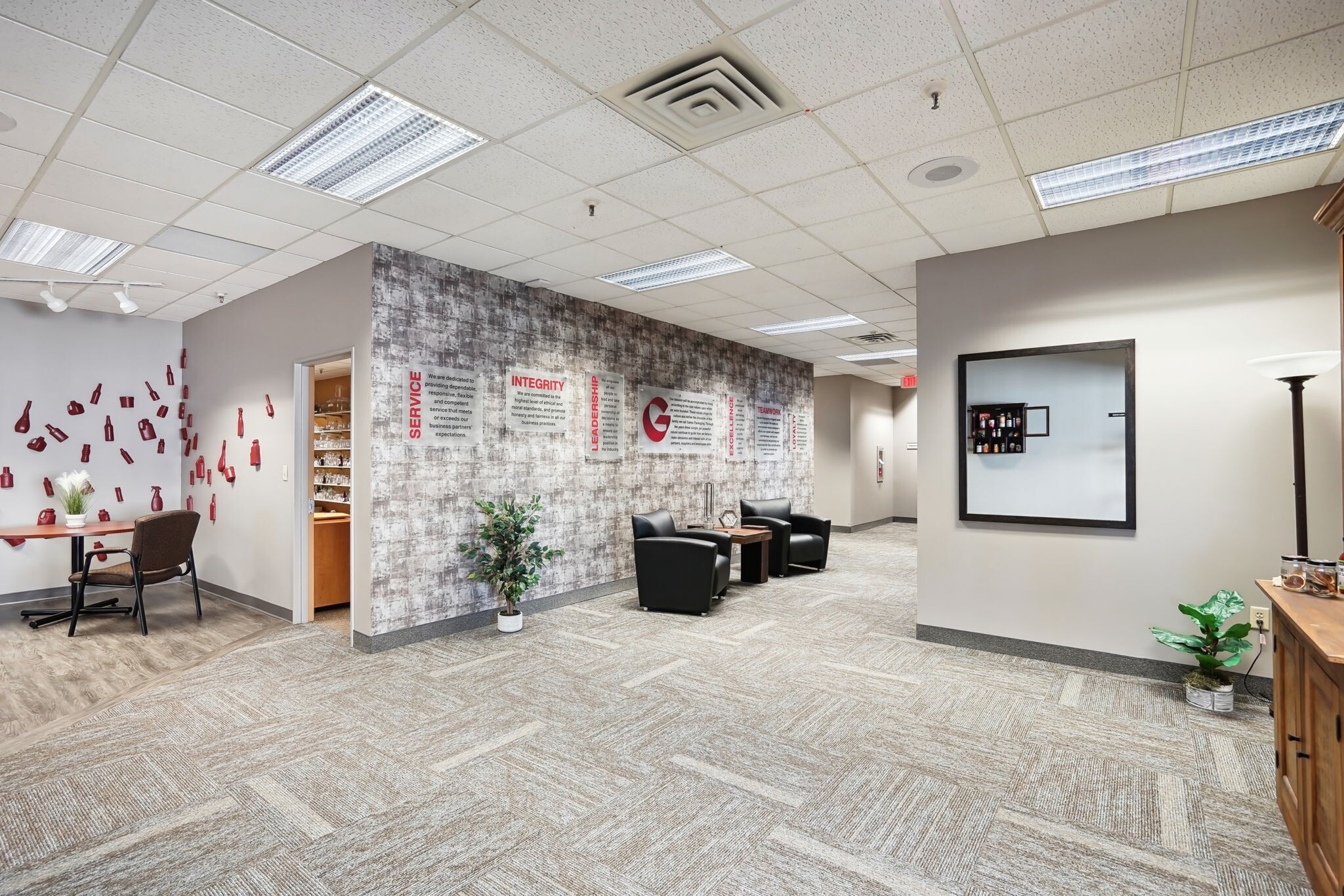 330 2nd Ave S, Minneapolis, MN to rent Building Photo- Image 1 of 28