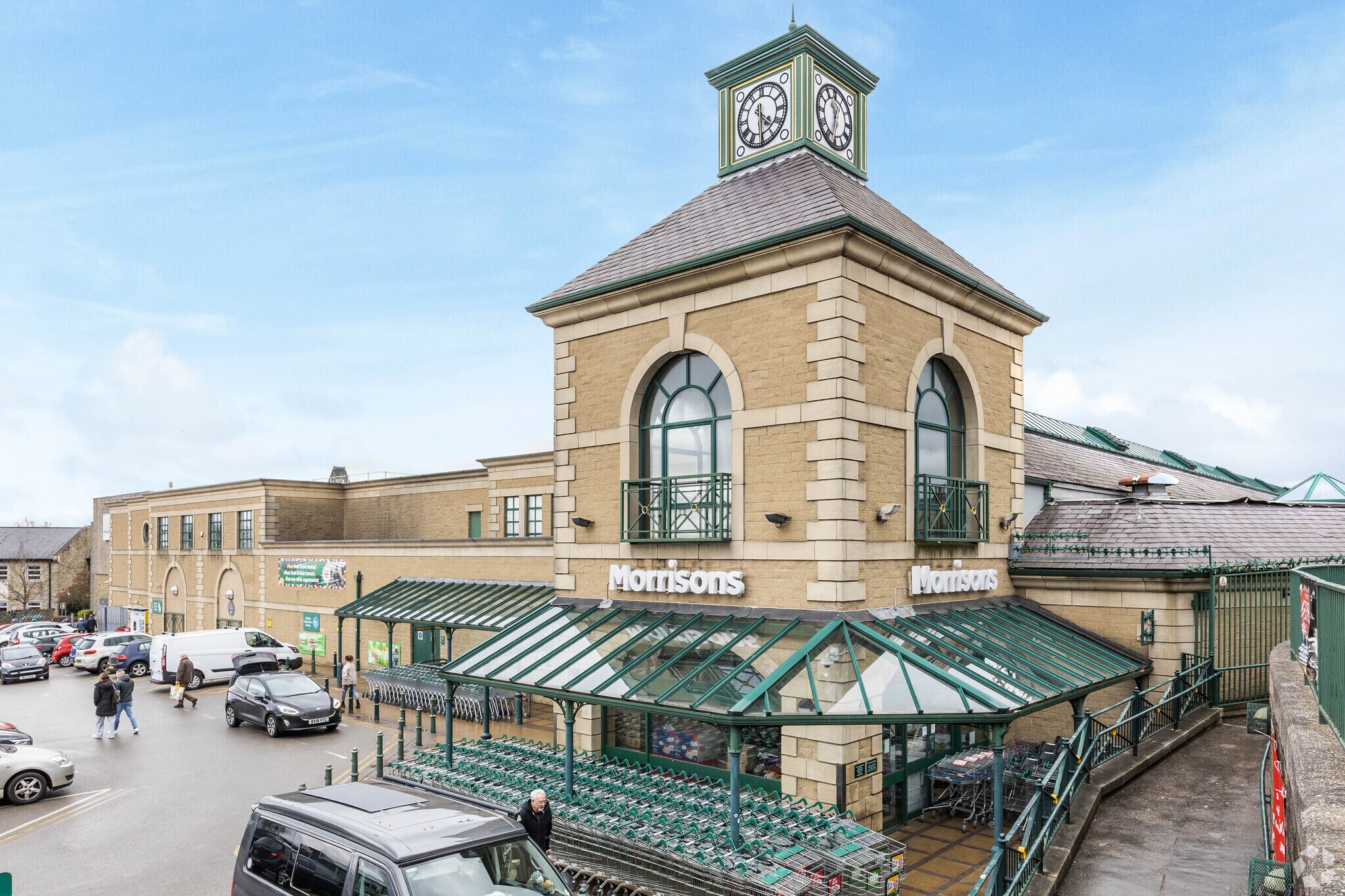 High St, Yeadon for sale Primary Photo- Image 1 of 1