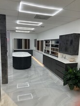 6400 Westpark Dr, Houston, TX for rent Lobby- Image 1 of 10