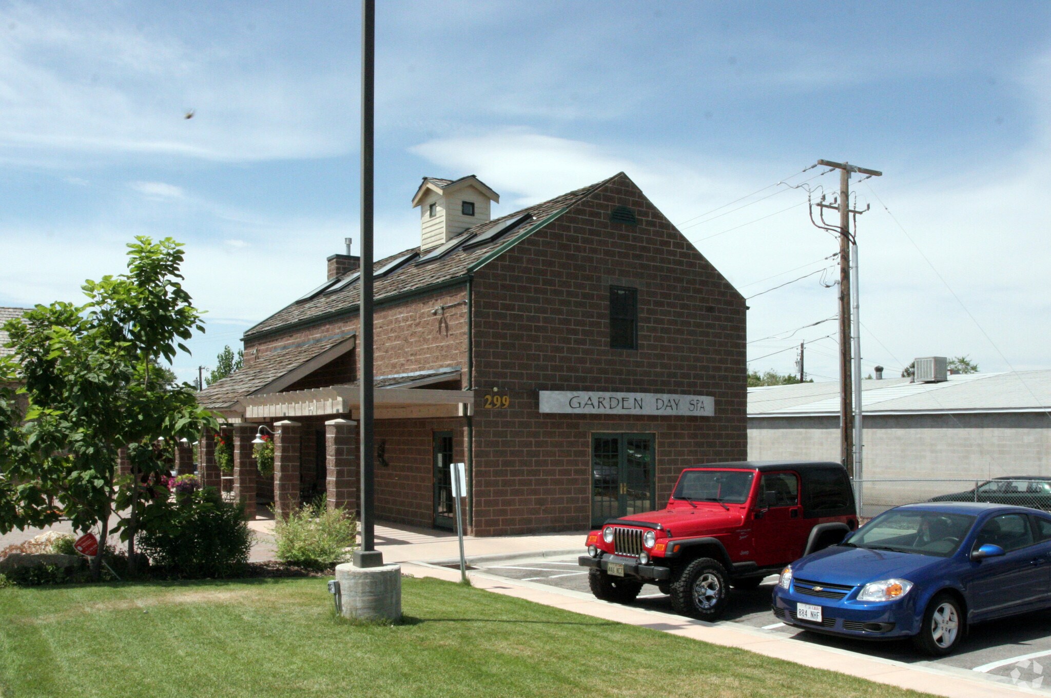 299 N 200 W, Bountiful, UT for sale Primary Photo- Image 1 of 1