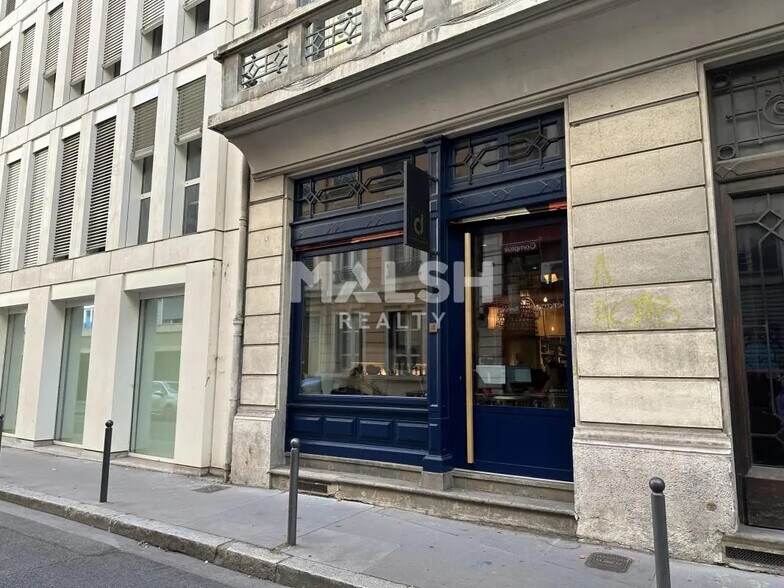 Retail in Lyon for sale - Building Photo - Image 1 of 5