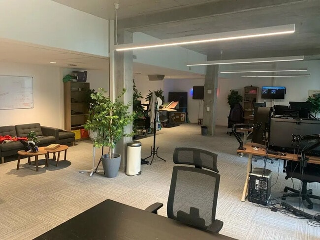 Location Bureaux 108 m²