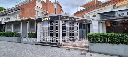 Retail in Castelldefels, Barcelona to rent Interior Photo- Image 1 of 13