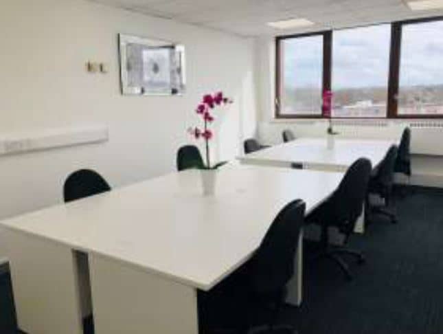 34-44 London Road Rd, Morden to rent Interior Photo- Image 1 of 2