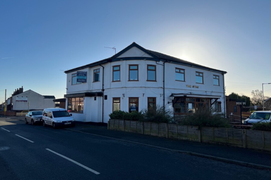 120 Station Rd, Wigan for sale Primary Photo- Image 1 of 1