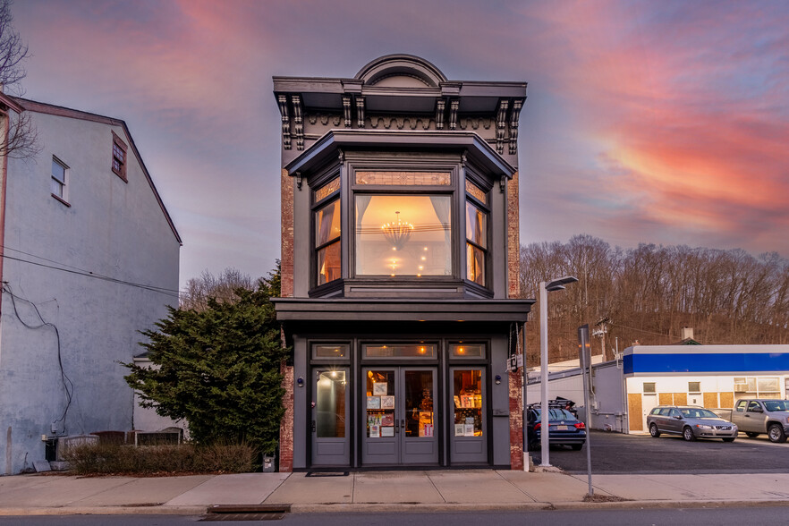 12 N Main St, Lambertville, NJ for sale - Building Photo - Image 3 of 37