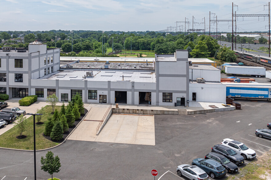 409 Joyce Kilmer Ave, New Brunswick NJ - Commercial Property