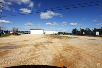 586 E Main St, Hohenwald, TN for sale Primary Photo- Image 1 of 1