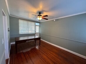 210 Platt St W, Tampa, FL for rent Interior Photo- Image 1 of 2