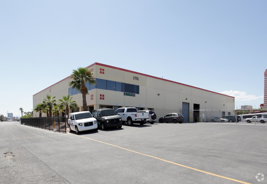 2701 Westwood Dr, Las Vegas, NV for sale - Primary Photo - Image 1 of 1