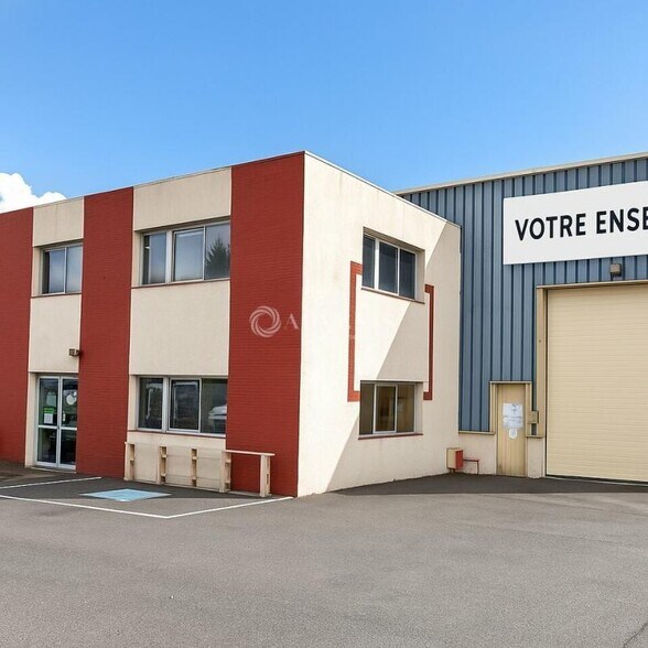 7 Rue Charles Francois Daubigny, Bezons to rent - Building Photo - Image 1 of 9