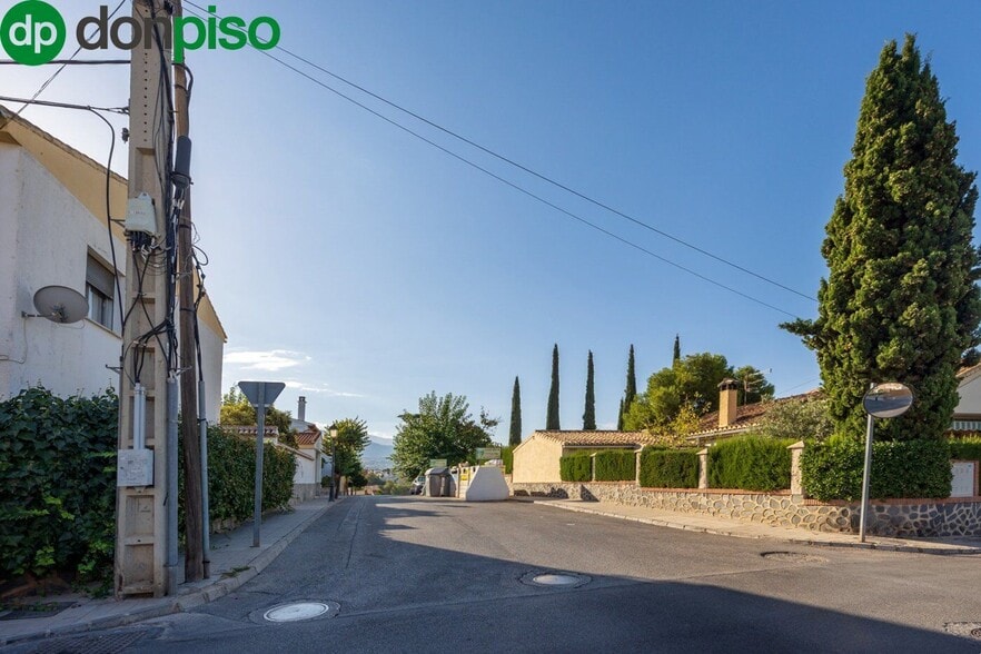Land in Huétor Vega for sale - Building Photo - Image 2 of 19