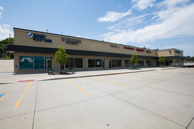 10802-10820 Prairie Hill, Omaha, NE for sale - Building Photo - Image 1 of 1